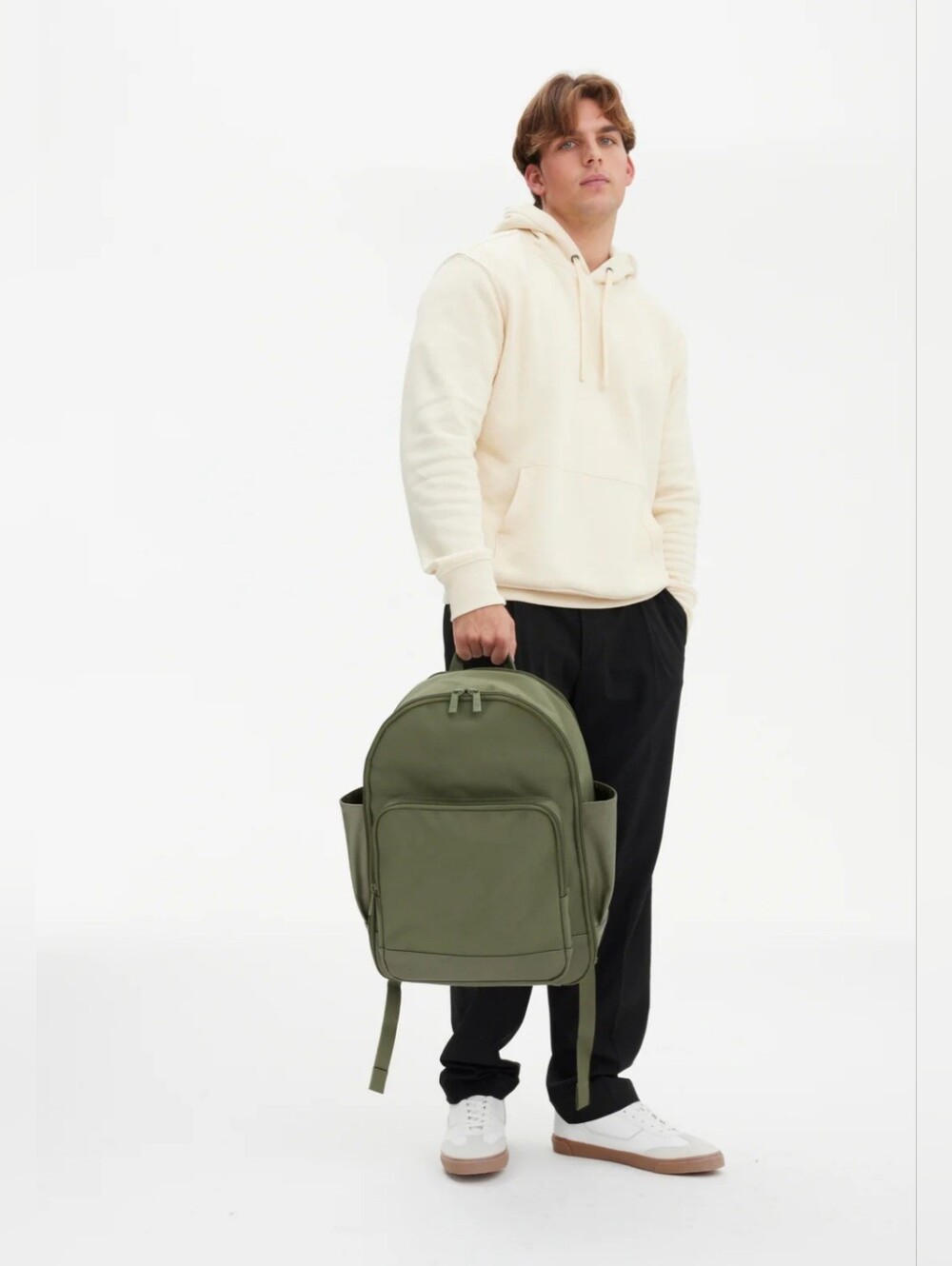 Beis | The Travel Backpack in Olive